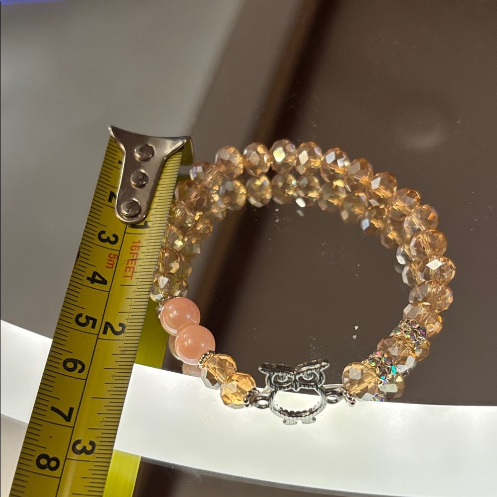 Chic Gold and Peach Beaded Bracelet